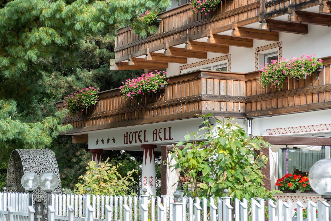 Hotel Hell Ortisei Esterno foto