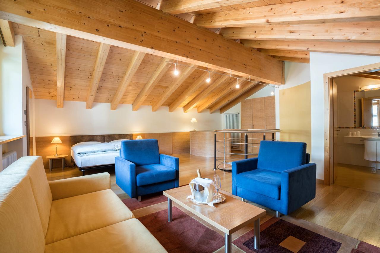 Hotel Hell Ortisei Esterno foto
